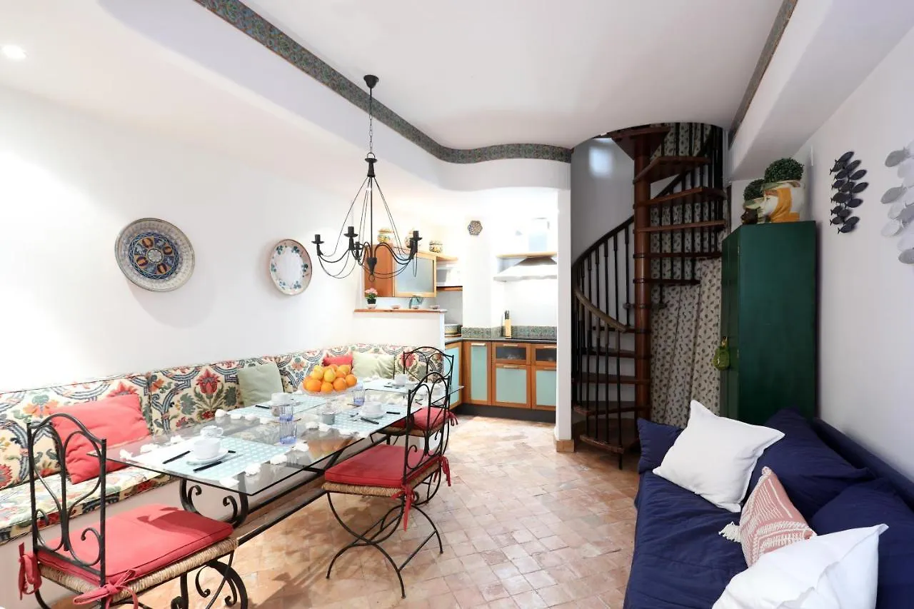 Porta Catania & Duomo Cozy Apartment Taormina
